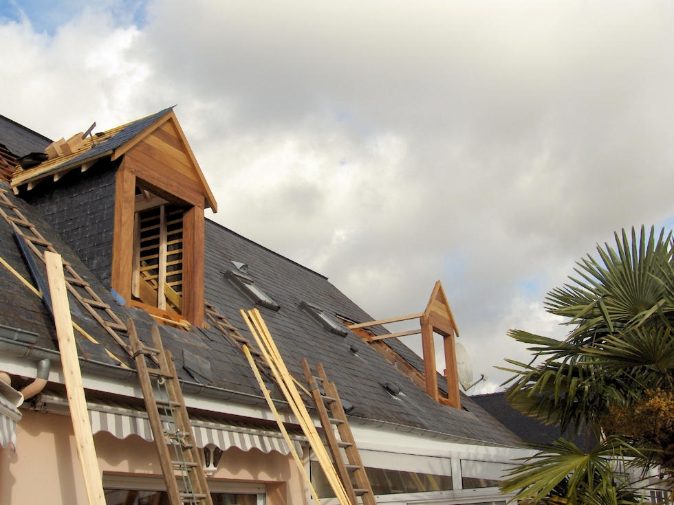 Lucarnes à fronton