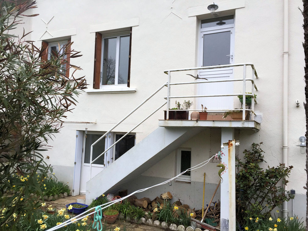 Terrasse sur-élevée avant