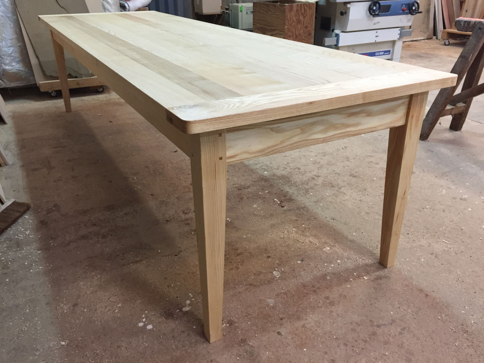 Table en frêne